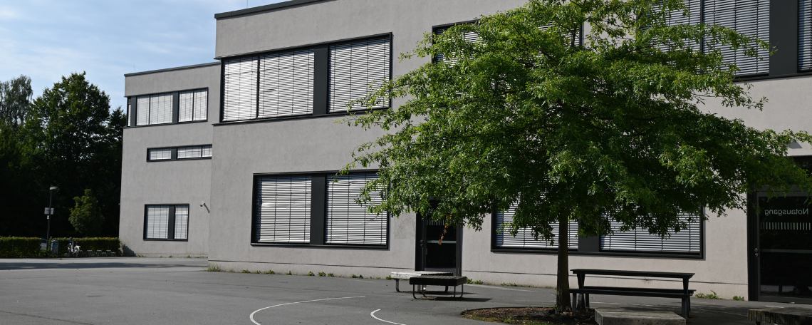 Schulhausmeister/in (m/w/d) an der Martin-Luther-Schule Rimbach, 1. Bild